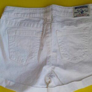 TRUE RELIGION Optic White Cathedral Roll Jean Shorts W21 J22DX8 SIZE 27